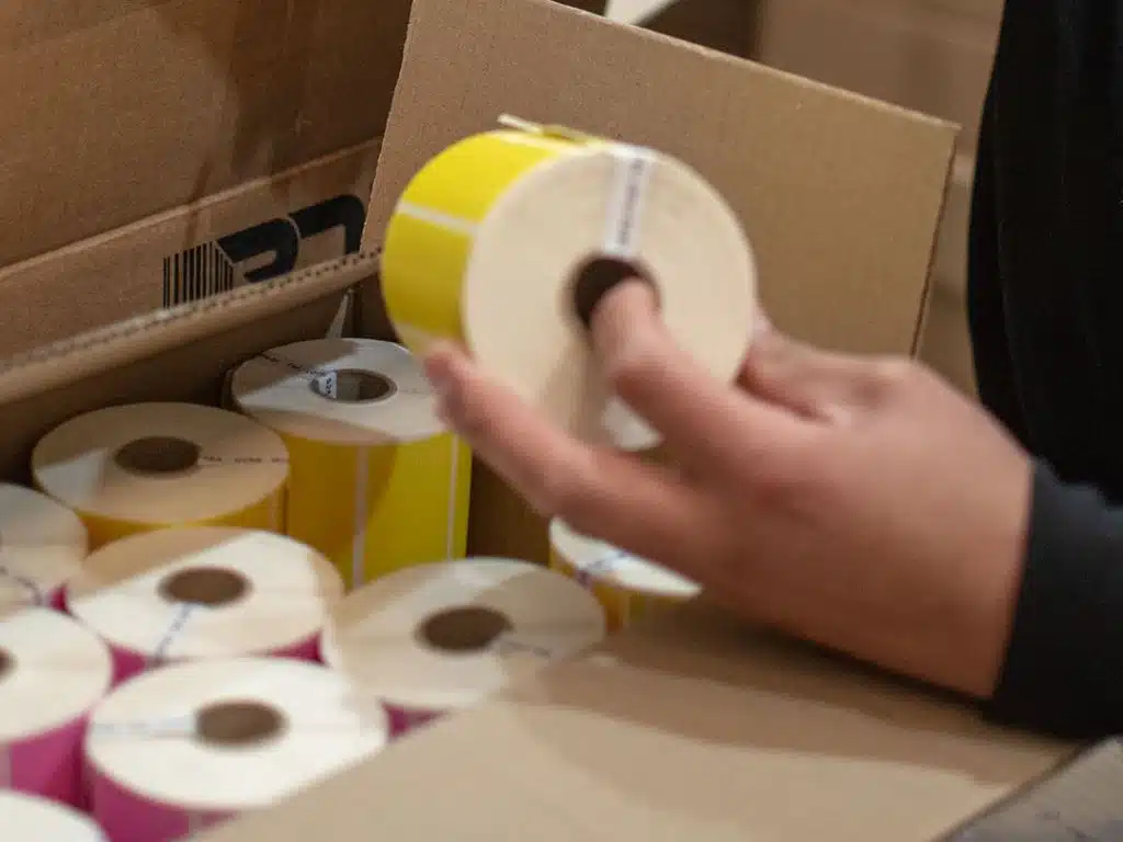 Fabricantes de etiquetas adhesivas en Argentina rd